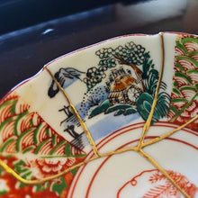 Load image into Gallery viewer, Auspicious pattern Kutani ware Kintsugi plate  縁起物柄九谷焼金継ぎ皿 - KOKO utsuwa