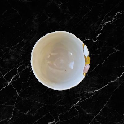 Plum Blossom Pattern Yobitsugi Teacup　梅花柄呼継ぎ湯呑み - KOKO utsuwa
