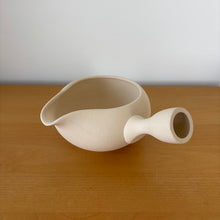 Load image into Gallery viewer, Tokoname Yusamashi Pot