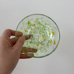 Matsugaoka Glass Plate -Wakakusa Green-