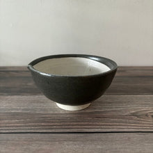 Load image into Gallery viewer, Shikika Katakuchi Mortar and Pestle - KOKO utsuwa