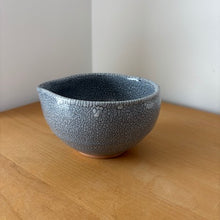 Load image into Gallery viewer, Crackle Glaze Katakuchi Matcha Bowl – Slate Gray