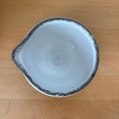 Shirayuki – Snow Speckle Katakuchi Matcha Bowl