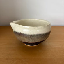 Load image into Gallery viewer, Two-Tone Ash Cream Katakuchi Matcha Bowl
