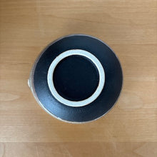 Load image into Gallery viewer, Two-Tone Ash Cream Katakuchi Matcha Bowl