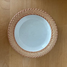 Load image into Gallery viewer, Laurier Rim Small Plate - KOKO utsuwa