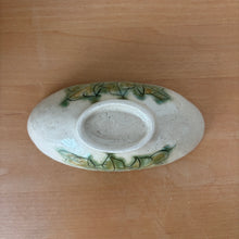 Load image into Gallery viewer, Peony Oval Small Bowl - KOKO utsuwa