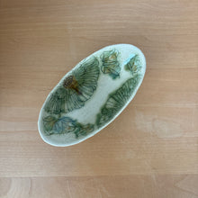 Load image into Gallery viewer, Peony Oval Small Bowl - KOKO utsuwa