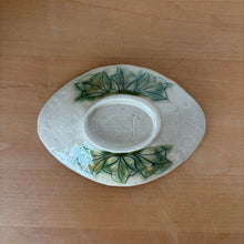 Load image into Gallery viewer, Peony Hishigata Plate - KOKO utsuwa
