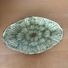 Load image into Gallery viewer, Peony Boat-Shaped Platter - KOKO utsuwa