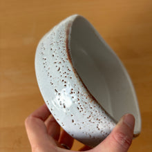 Load image into Gallery viewer, Shuzan Hachi Bowl -White Shino-
