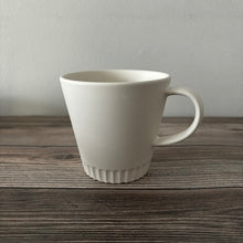 Load image into Gallery viewer, SAKUZAN Stripe Mug  -White- - KOKO utsuwa