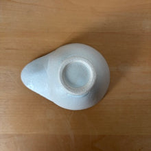Load image into Gallery viewer, Spouted Sauce Bowl - KOKO utsuwa