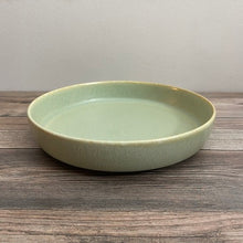 Load image into Gallery viewer, Upright Rim Plate -green- - KOKO utsuwa