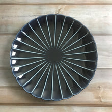 Load image into Gallery viewer, Giyaman Blue Plate - KOKO utsuwa